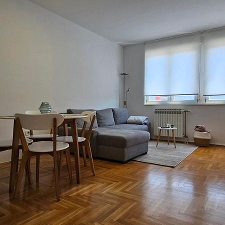 Uptown Place Apartment ザダル エクステリア 写真