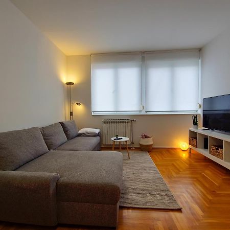 Uptown Place Apartment ザダル エクステリア 写真