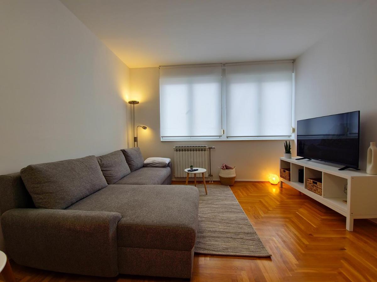 Uptown Place Apartment ザダル エクステリア 写真