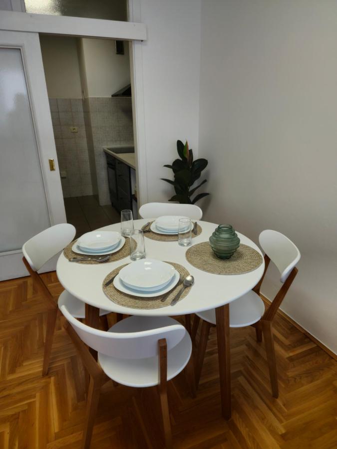 Uptown Place Apartment ザダル エクステリア 写真