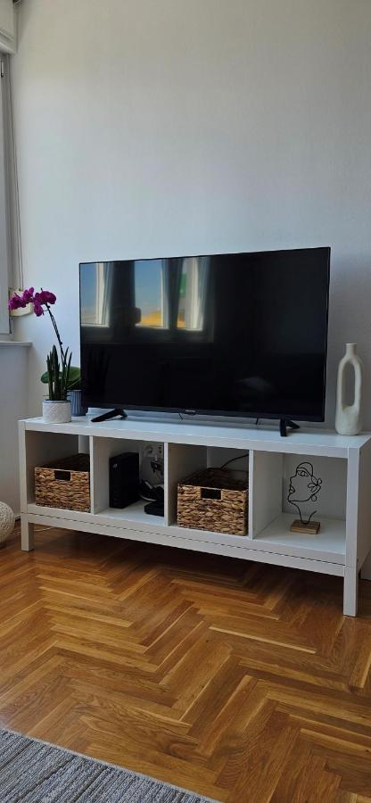 Uptown Place Apartment ザダル エクステリア 写真