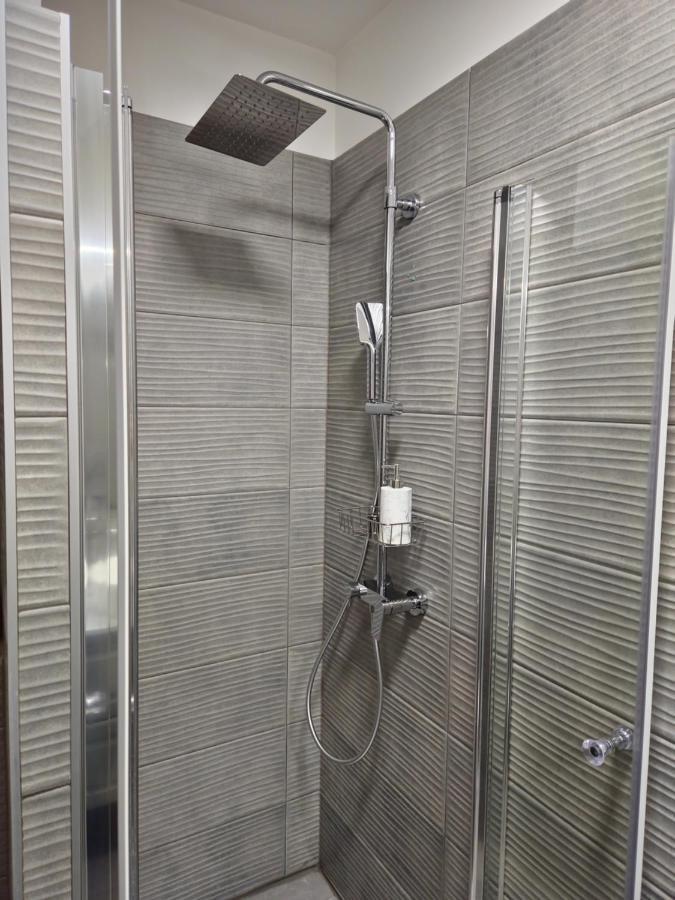 Uptown Place Apartment ザダル エクステリア 写真